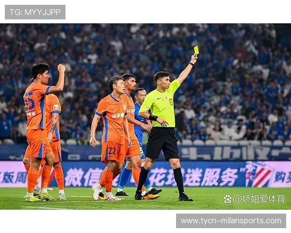 中超裁判水平亟需提升，确保比赛公平公正，中超裁判争议