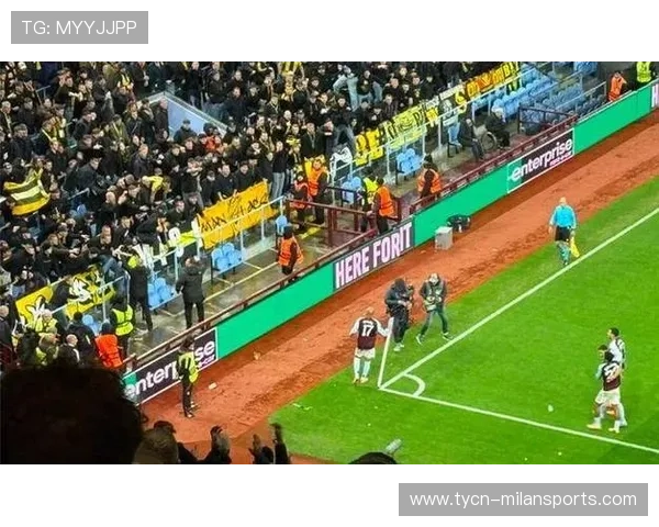 多特胡梅尔斯低位头球攻门精准落点破门：重燃球迷激情的瞬间